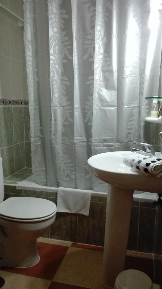 Hostal Andalucia De Arcos อาร์กอส เดลา ฟรอนเตรา ภายนอก รูปภาพ